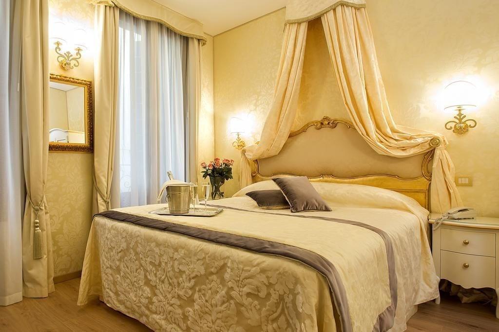 Residenza Goldoni Bed and Breakfast Venedig Exteriör bild