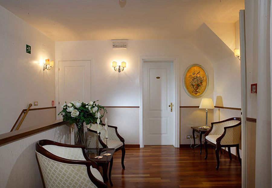 Residenza Goldoni Bed and Breakfast Venedig Rum bild